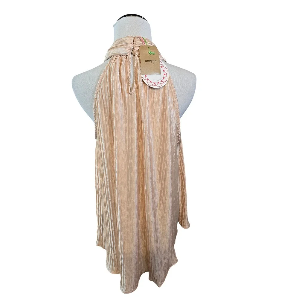 Umgee Champagne Pink Crinkle Pleat Halter Top Chain Neck A0916 Size M NEW‎